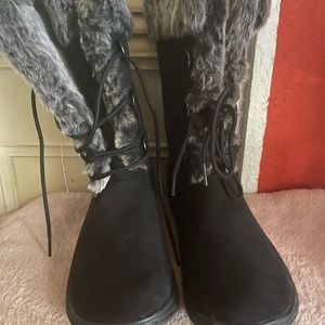 St. John's Bay Shoes Women's Size 10 Wide Black Boots